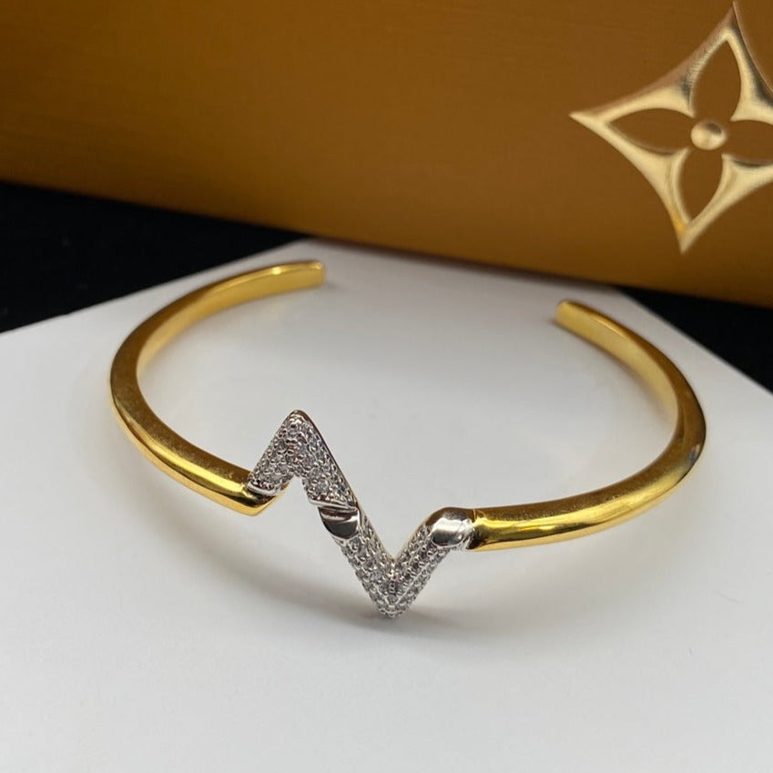[baslovejewels]VOLTE UPSITE DOWN DIAMOND GOLD OPEN BRACELET