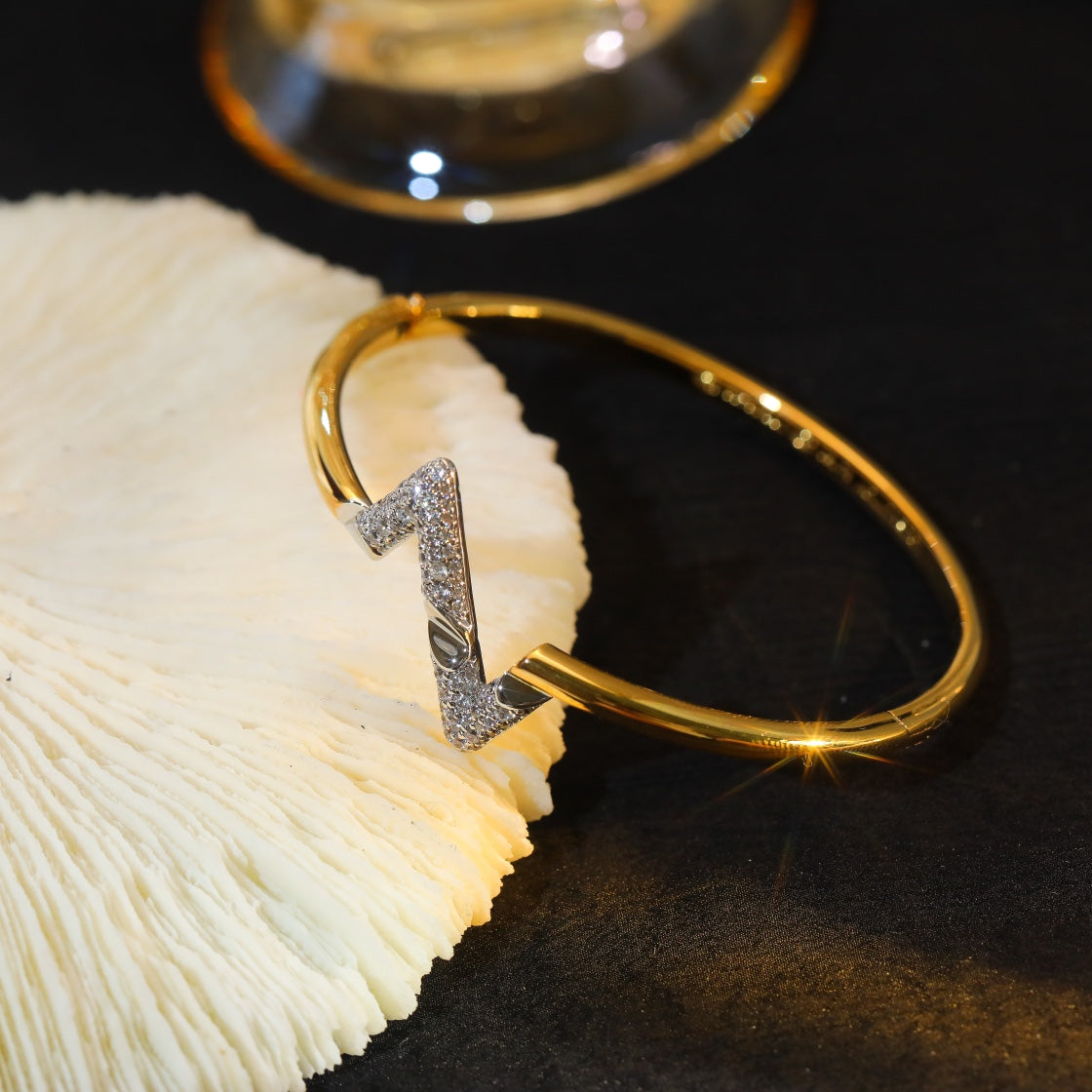 [baslovejewels]VOLTE UPSITE DOWN GOLD DIAMOND BRACELET