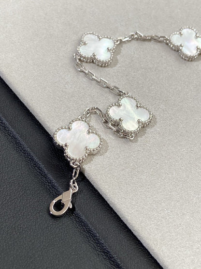 [baslovejewels]CLOVER SILVER MOP 5 MOTIF BRACELET