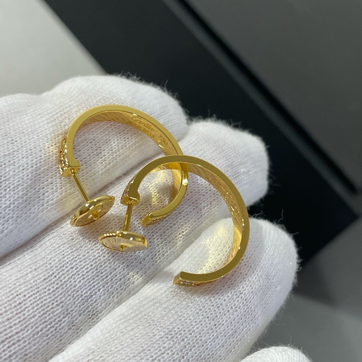 [baslovejewels]LOVE DIAMOND GOLD HOOP EARRINGS