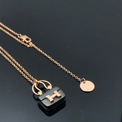 [baslovejewels]WOMEN'S HM AMULETTES CONSTANCE PENDANT NECKLACE